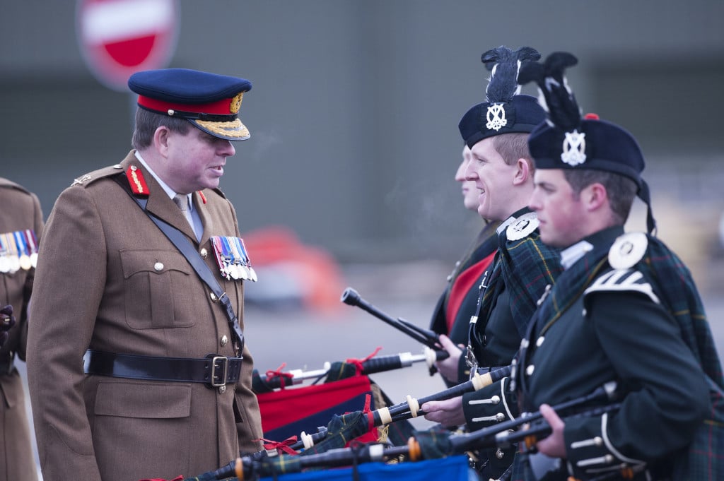 Major General Nick Ashmore OBE with Tayforth UOTC.