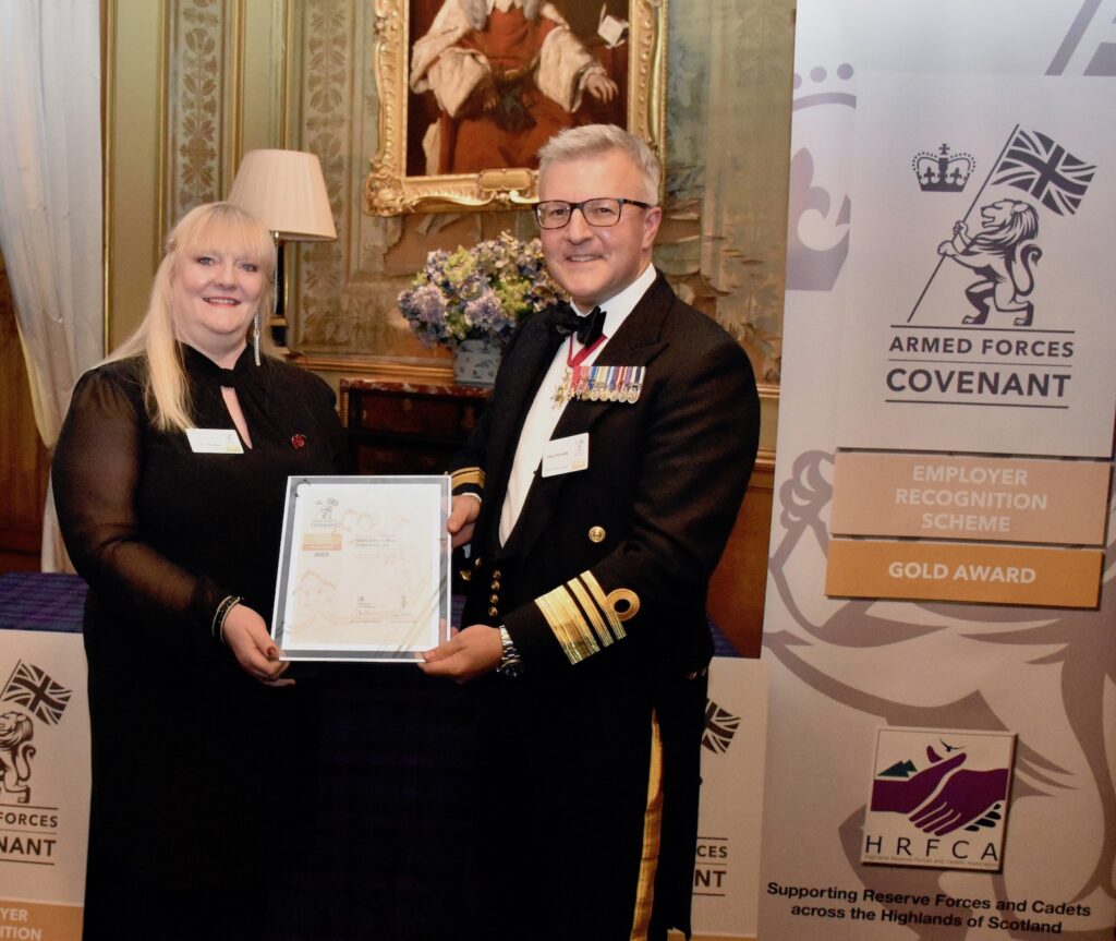 Recruitment Bee (Scotland) Ltd receiving the Award from Vice Admiral Hally.